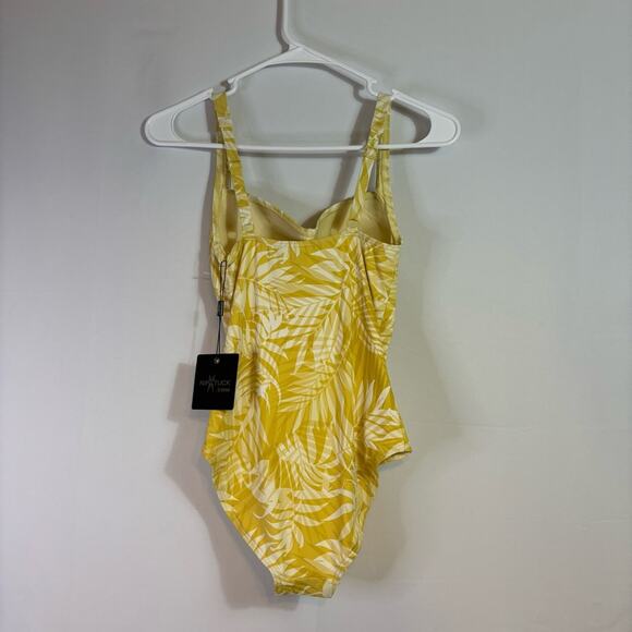 NWT Nip Tuck Butter Yellow One Piece Swimsuit Size 4 W0458 - Picture 2 of 9